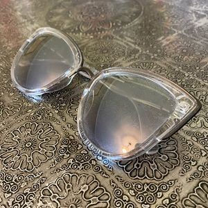 QUAY MY GIRL GLASSES CLEAR